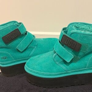 UGG Womens Green Boots with Black Soles